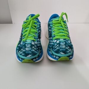 Saucony Endorphin Speed Blue and Green Patterned Sneakers